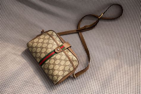 วิธีเช็คกระเป๋า gucci แท้|เช็กกระเป๋า gucci.